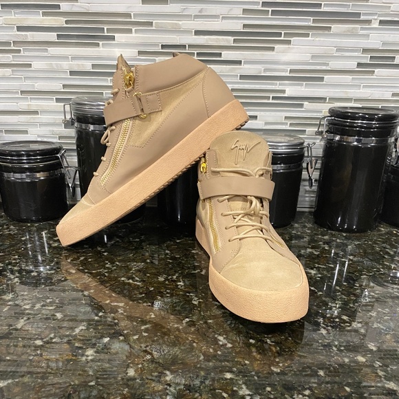 Giuseppe Zanotti Other - Giuseppe Zanotti Coby Leather Trainer (Size: 47, Color: Dusty Pink)